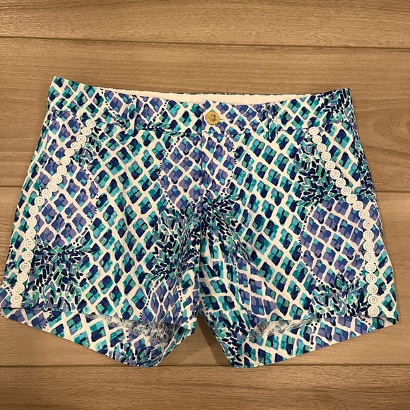 Lilly Pulitzer The Callahan Short Size 6 Blue Pineapple - Picture 1 of 7